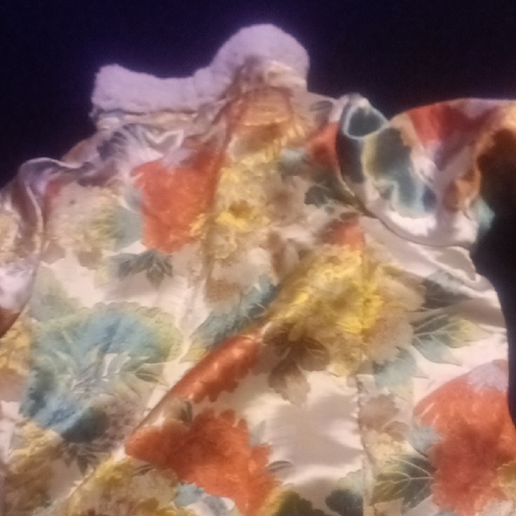 Johnny Was Multicolor Puffer Jacket with Plush Trim. Xl - Picture 4 of 7